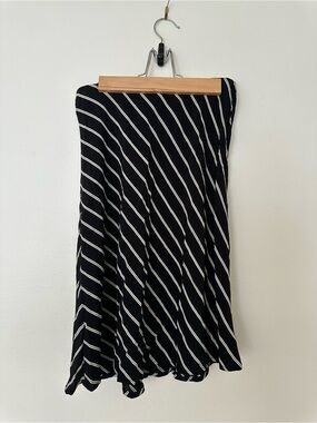 Hillard & Hanson Black and White Striped Skater Skirt
